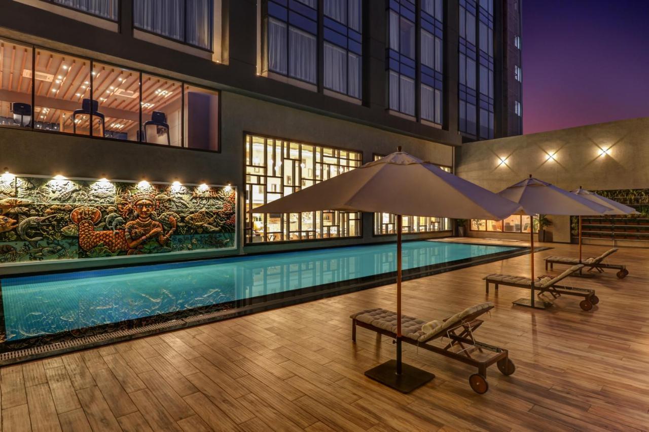 Hotel Lemon Tree Premier, Bhubaneswar Exterior foto