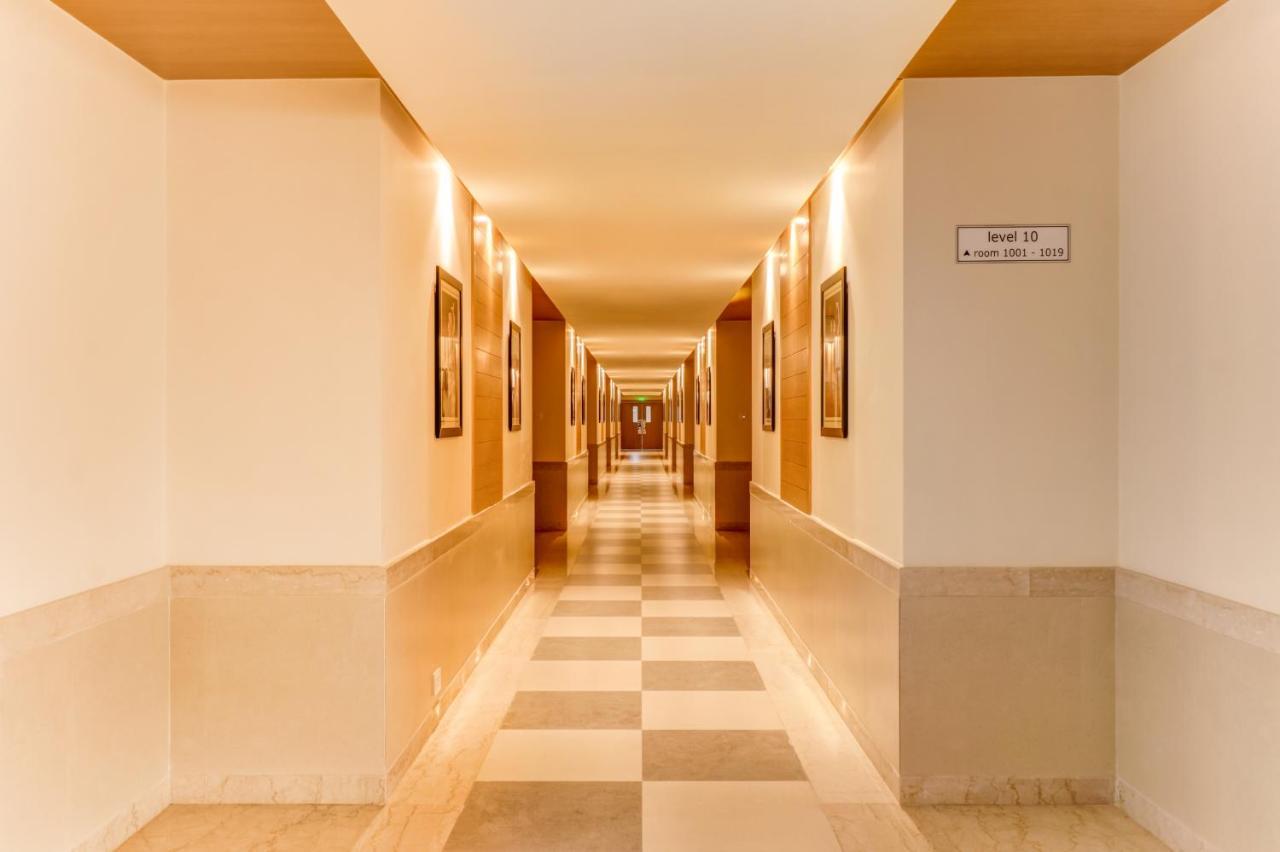 Hotel Lemon Tree Premier, Bhubaneswar Exterior foto