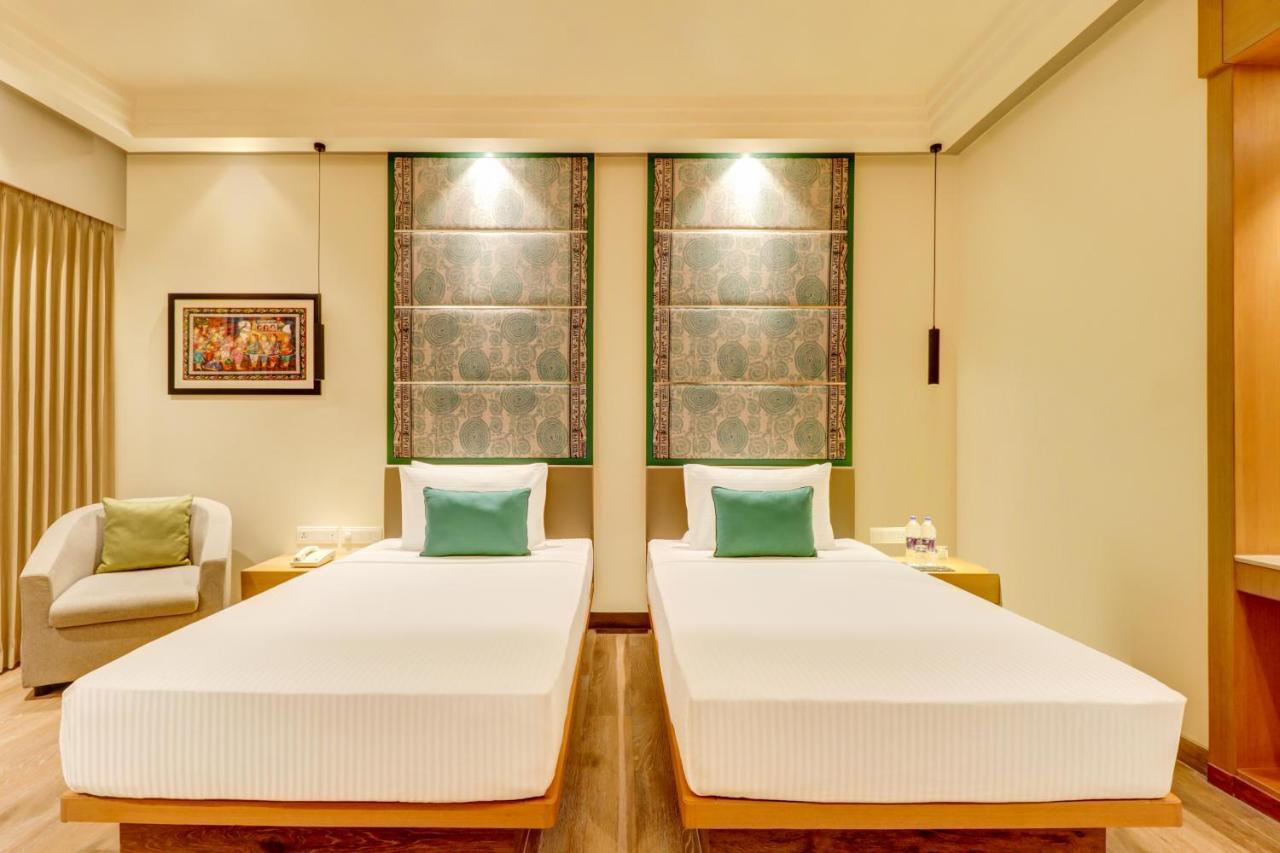 Hotel Lemon Tree Premier, Bhubaneswar Exterior foto